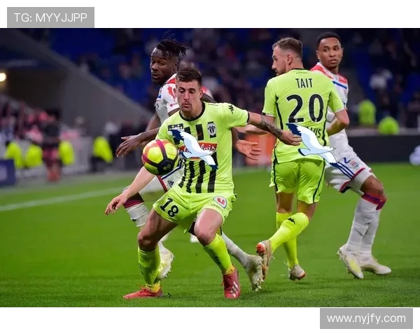 法甲俱乐部在战术层面的创新与阵型演变趋势